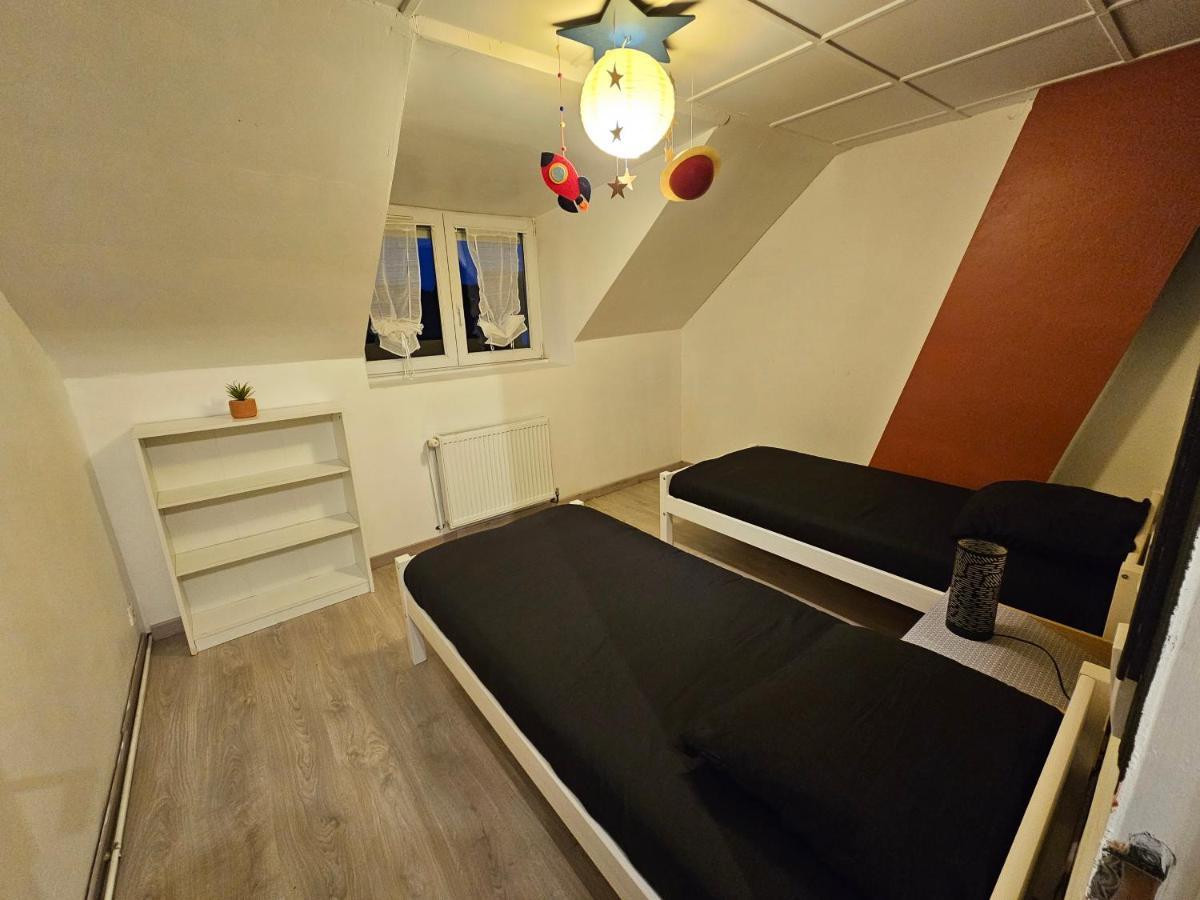 Maison Familiale, 3 Chambres, Jardin Et Parking Prive Montigny-en-Gohelle Exterior photo